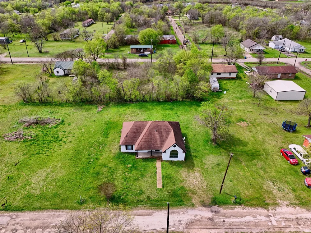 308 S Herman Street Mexia, TX 76667