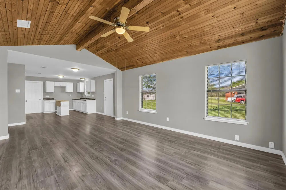 308 S Herman Street Mexia, TX 76667