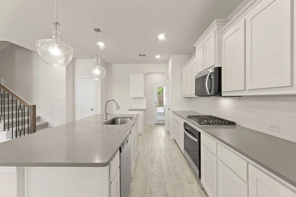 1967 Gentle Oak Trail Corinth, TX 76210
