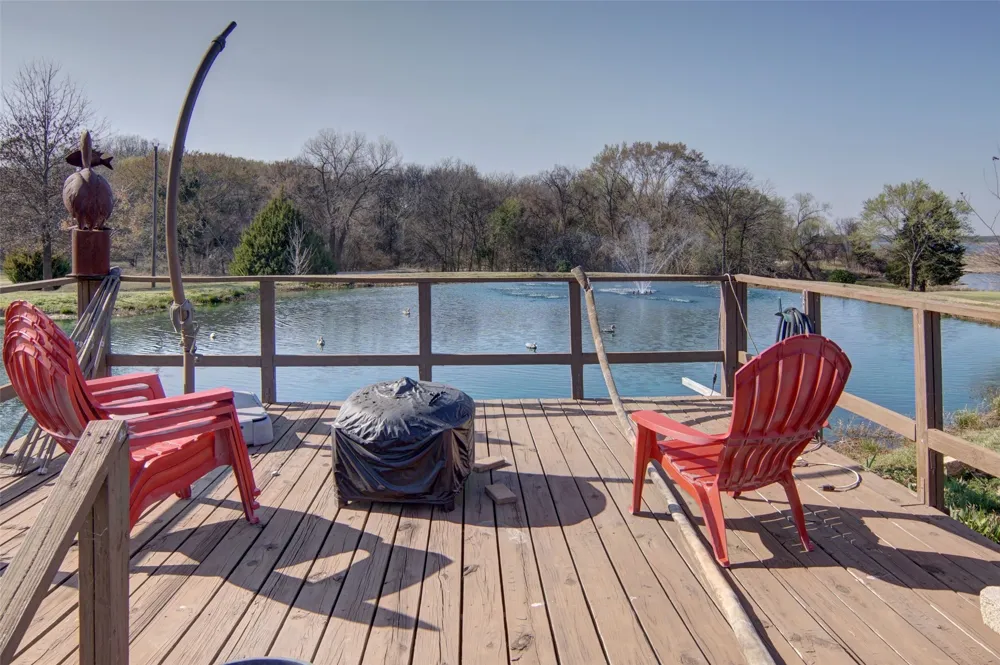 125 Rs County Road 3379 Emory, TX 75440