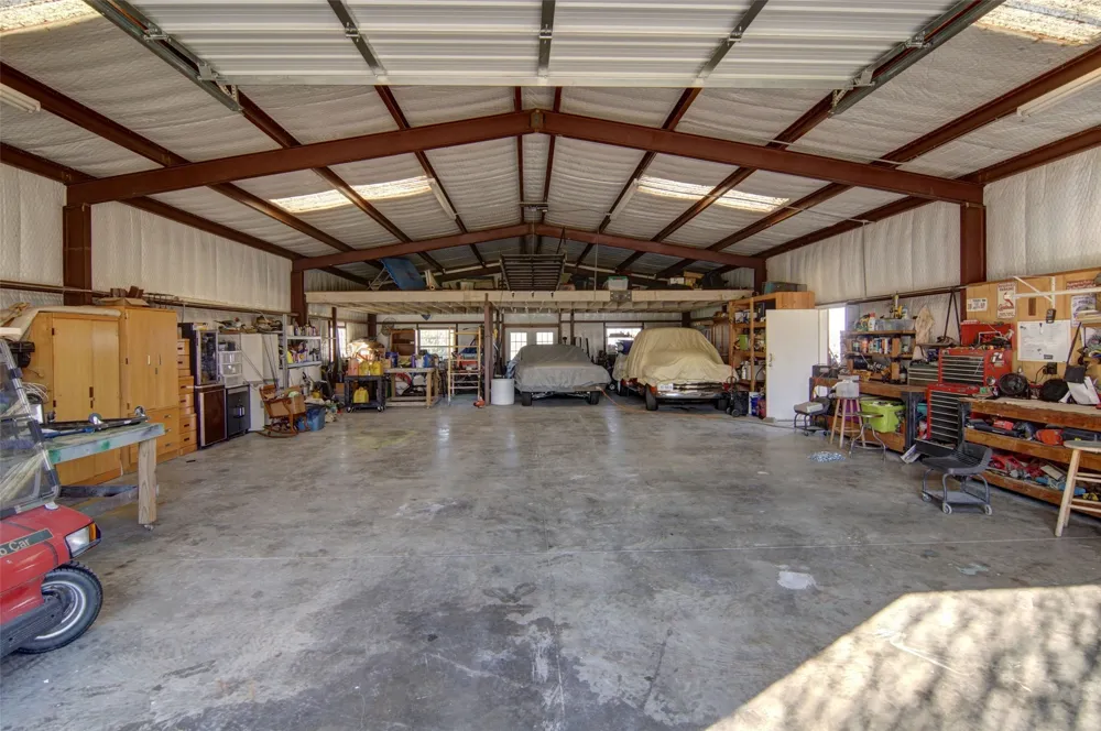 125 Rs County Road 3379 Emory, TX 75440