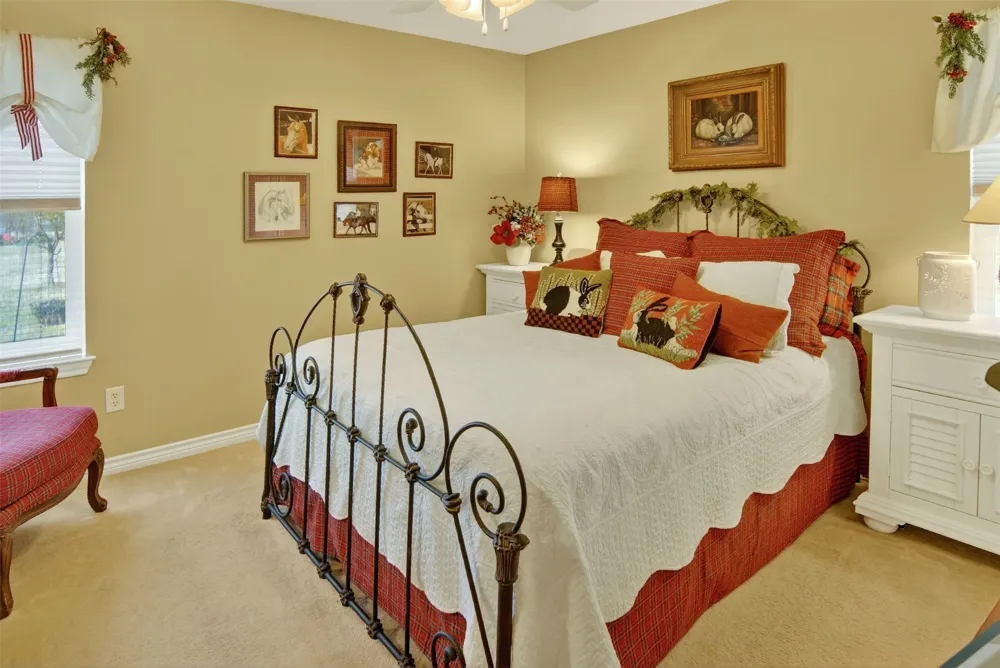 125 Rs County Road 3379 Emory, TX 75440