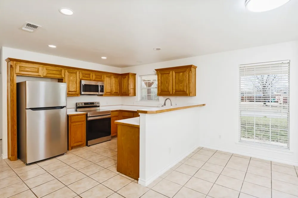 107 Ashley Street Alvord, TX 76225