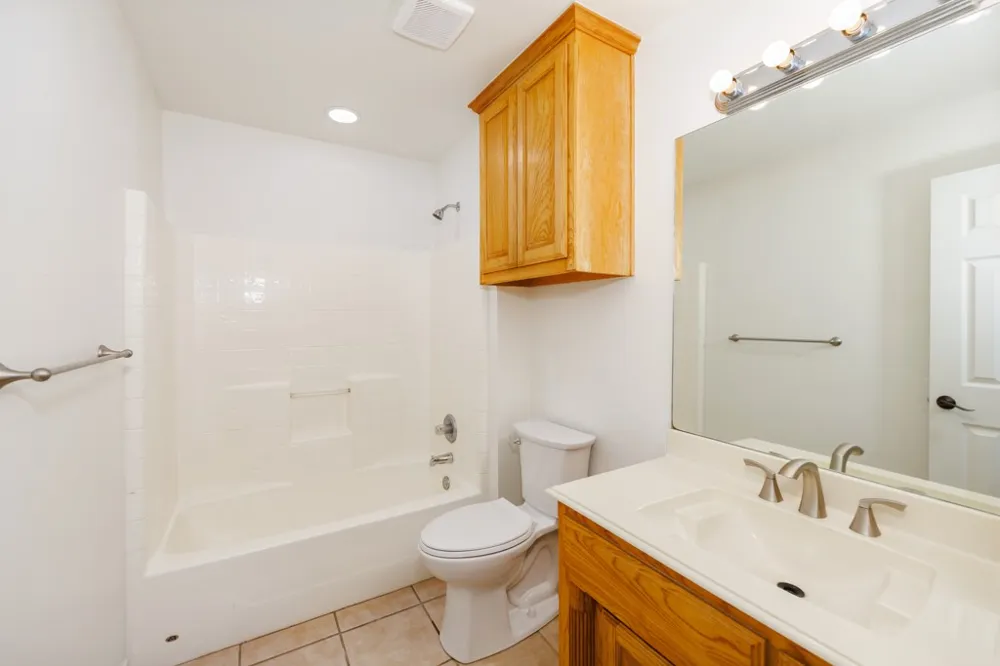 107 Ashley Street Alvord, TX 76225