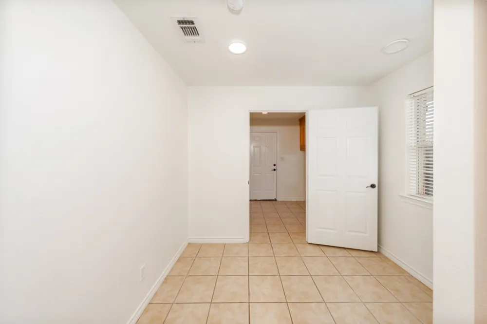107 Ashley Street Alvord, TX 76225