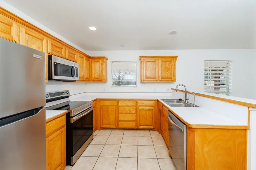 107 Ashley Street Alvord, TX 76225
