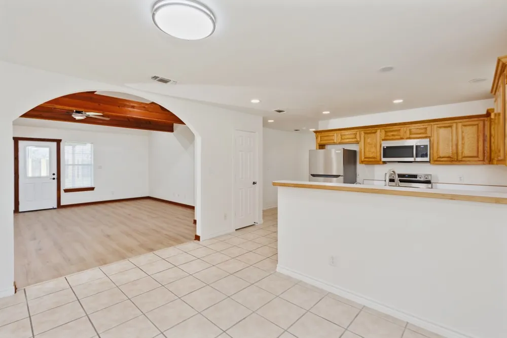 107 Ashley Street Alvord, TX 76225