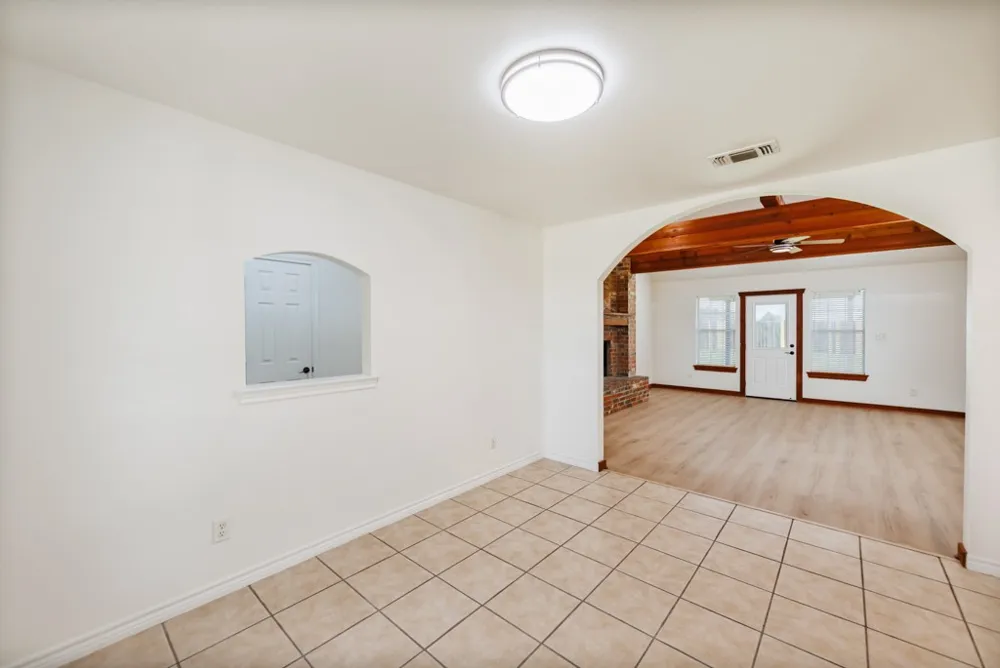 107 Ashley Street Alvord, TX 76225