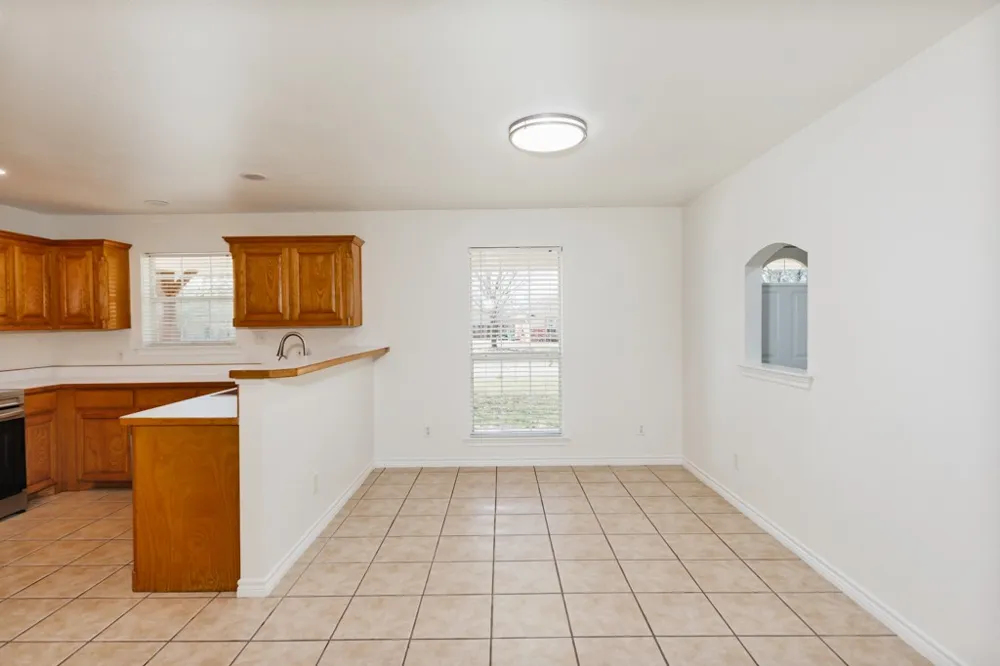 107 Ashley Street Alvord, TX 76225