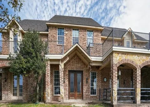437 Aledo Creeks Road E