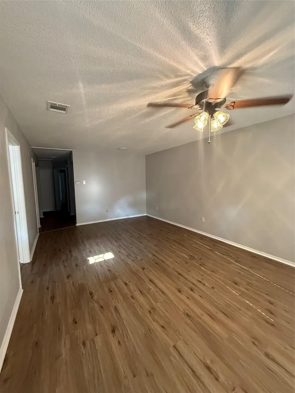 304 E Hickory Street #B Kaufman, TX 75142