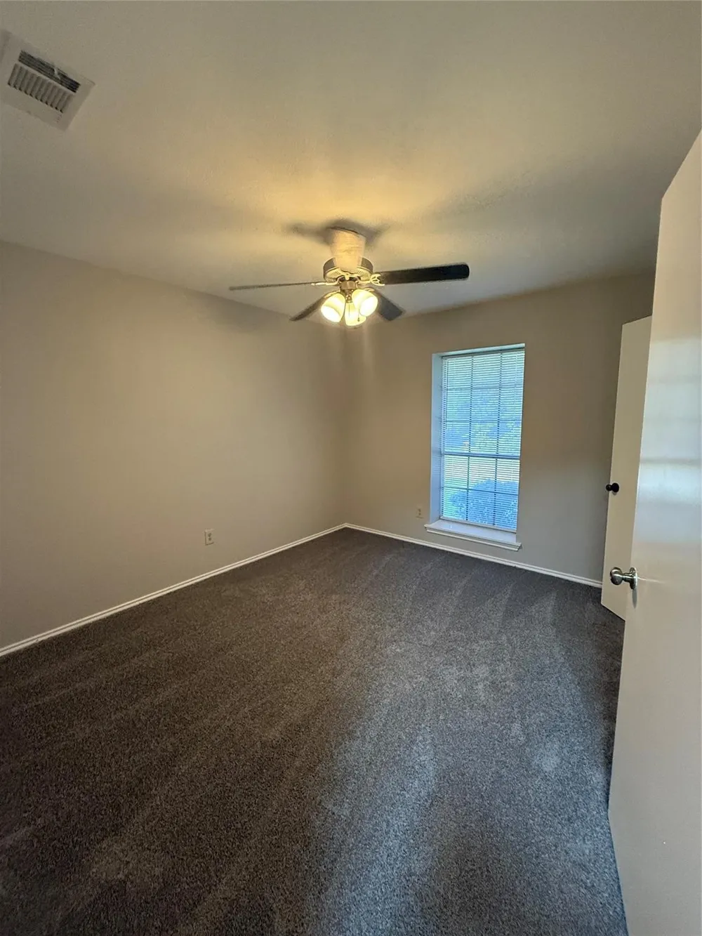 304 E Hickory Street #B Kaufman, TX 75142