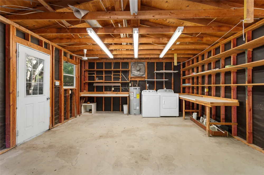 116 CR 1751 Clifton, TX 76634