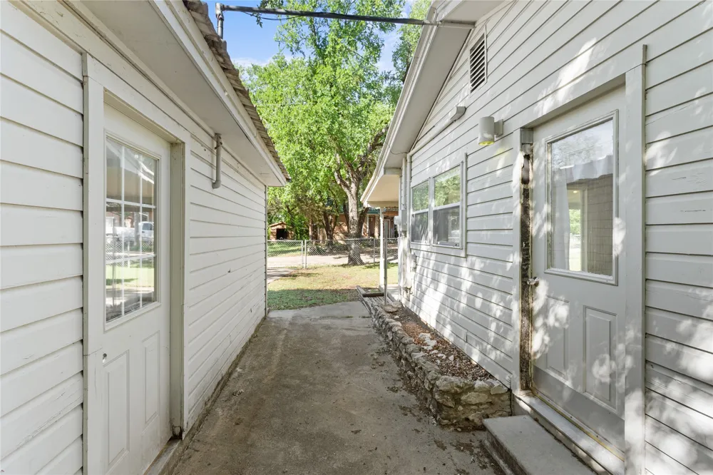116 CR 1751 Clifton, TX 76634