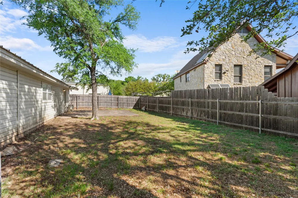 116 CR 1751 Clifton, TX 76634