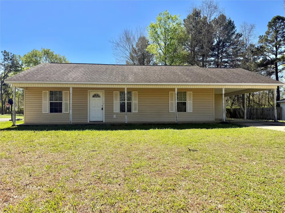 2502 Davisville Road Lufkin, TX 75901