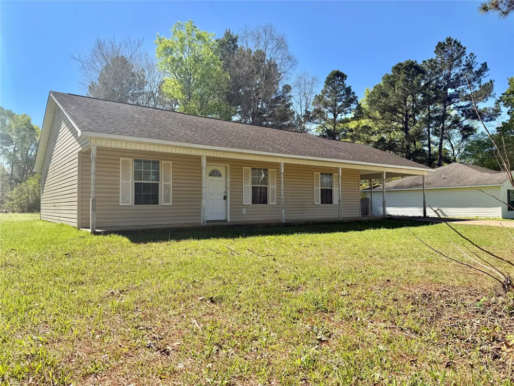 2502 Davisville Road Lufkin, TX 75901