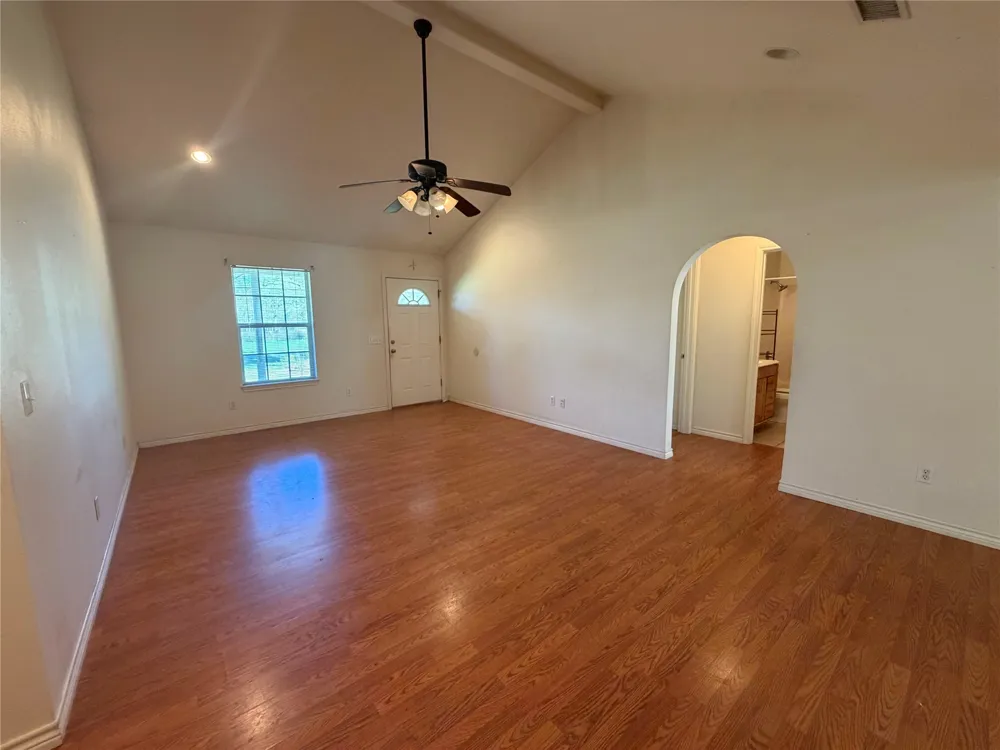 2502 Davisville Road Lufkin, TX 75901