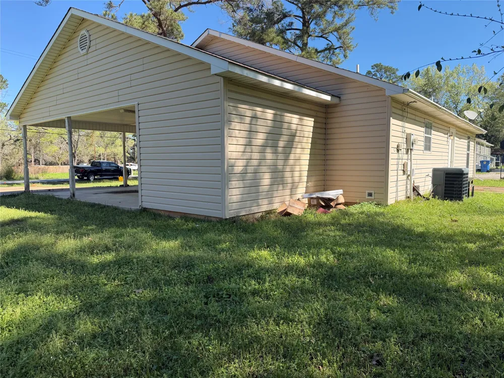 2502 Davisville Road Lufkin, TX 75901