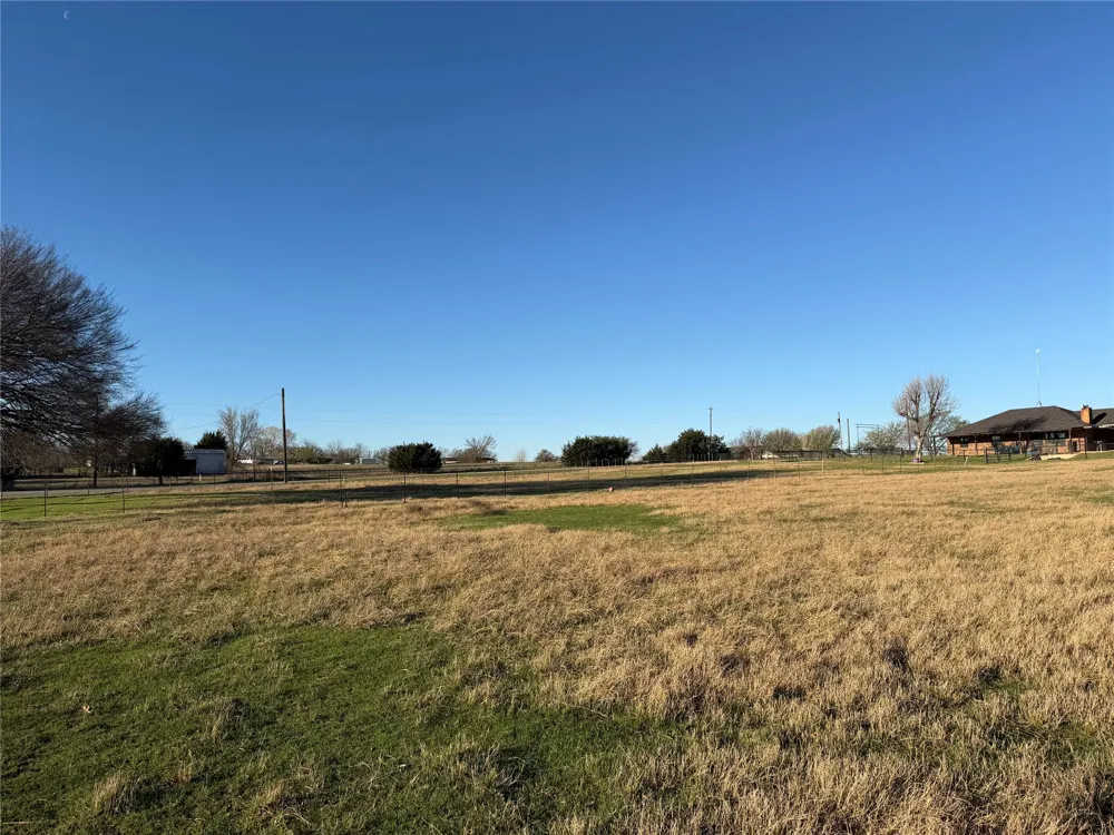170 County Road 4678 Boyd, TX 76023