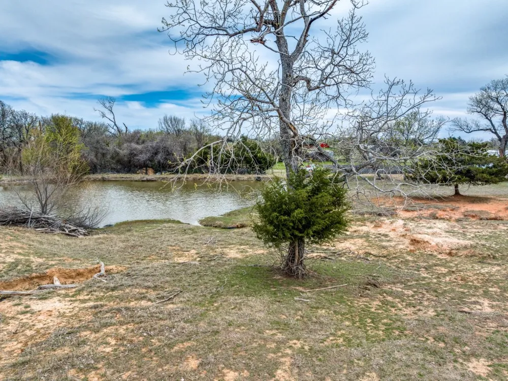 170 County Road 4678 Boyd, TX 76023