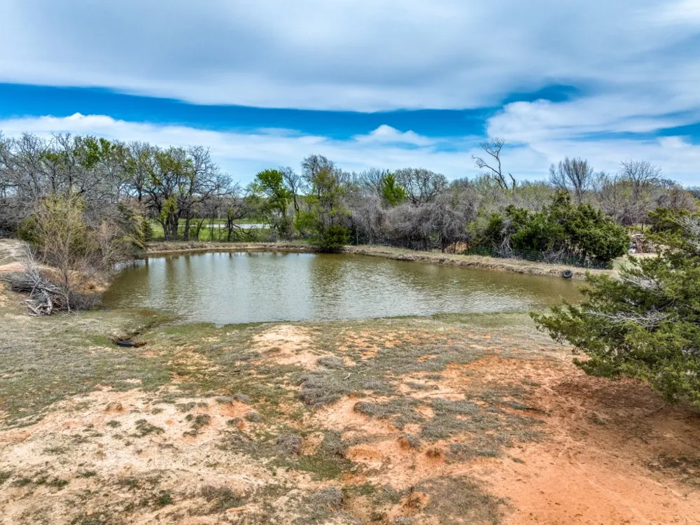 170 County Road 4678 Boyd, TX 76023