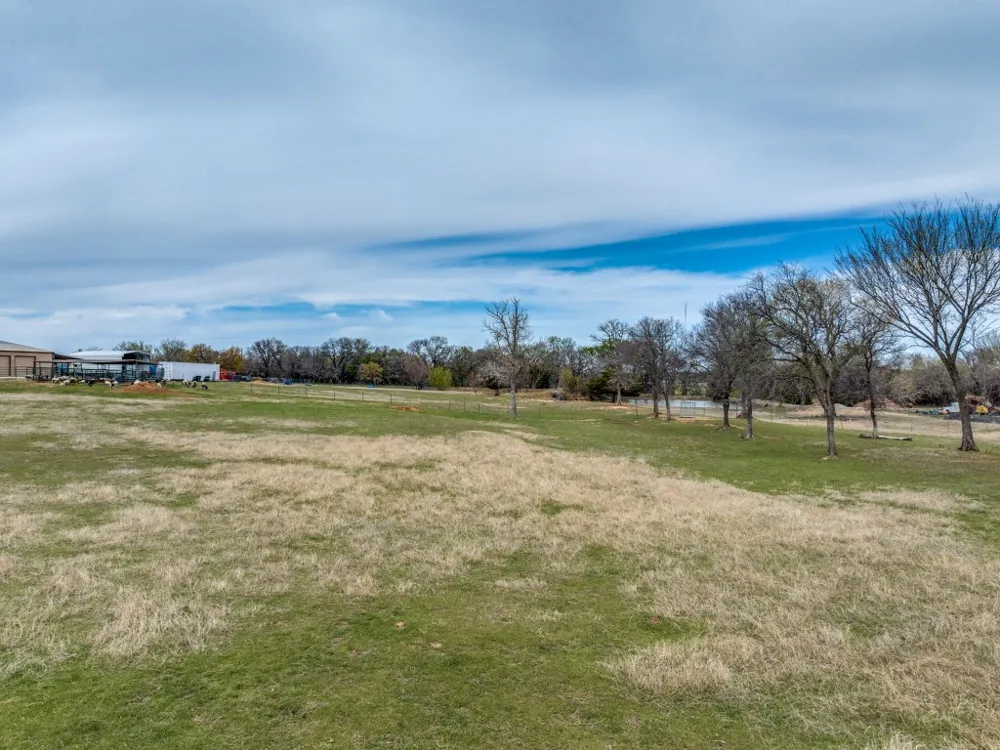 170 County Road 4678 Boyd, TX 76023