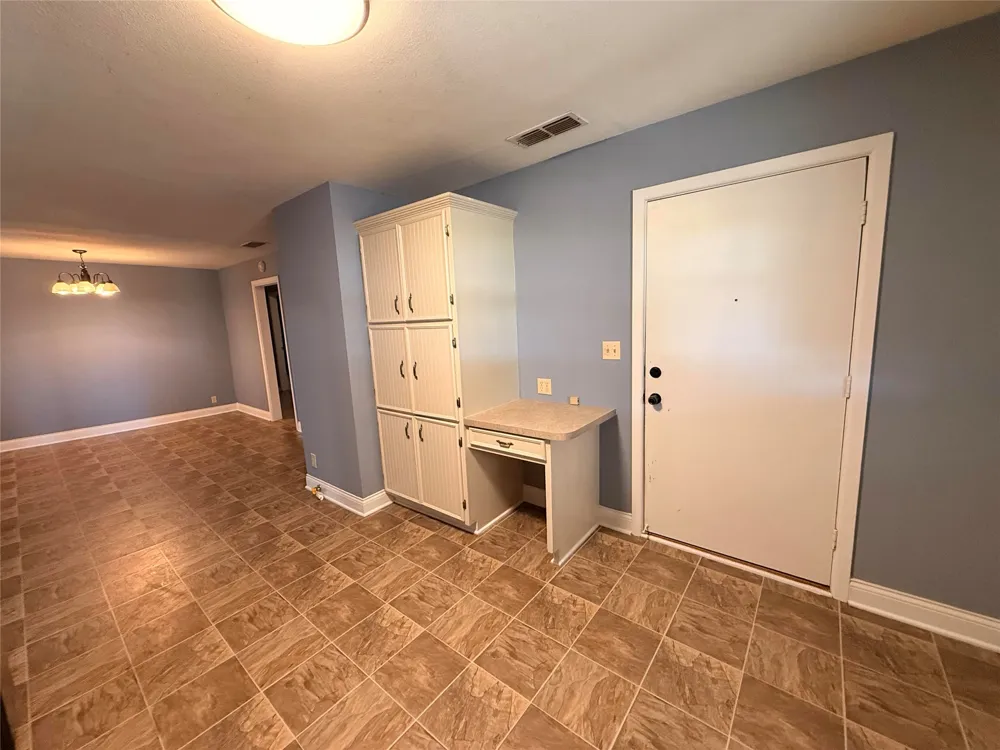 312 W Church Street Olney, TX 76374