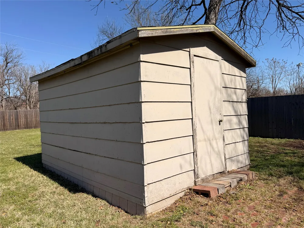 312 W Church Street Olney, TX 76374