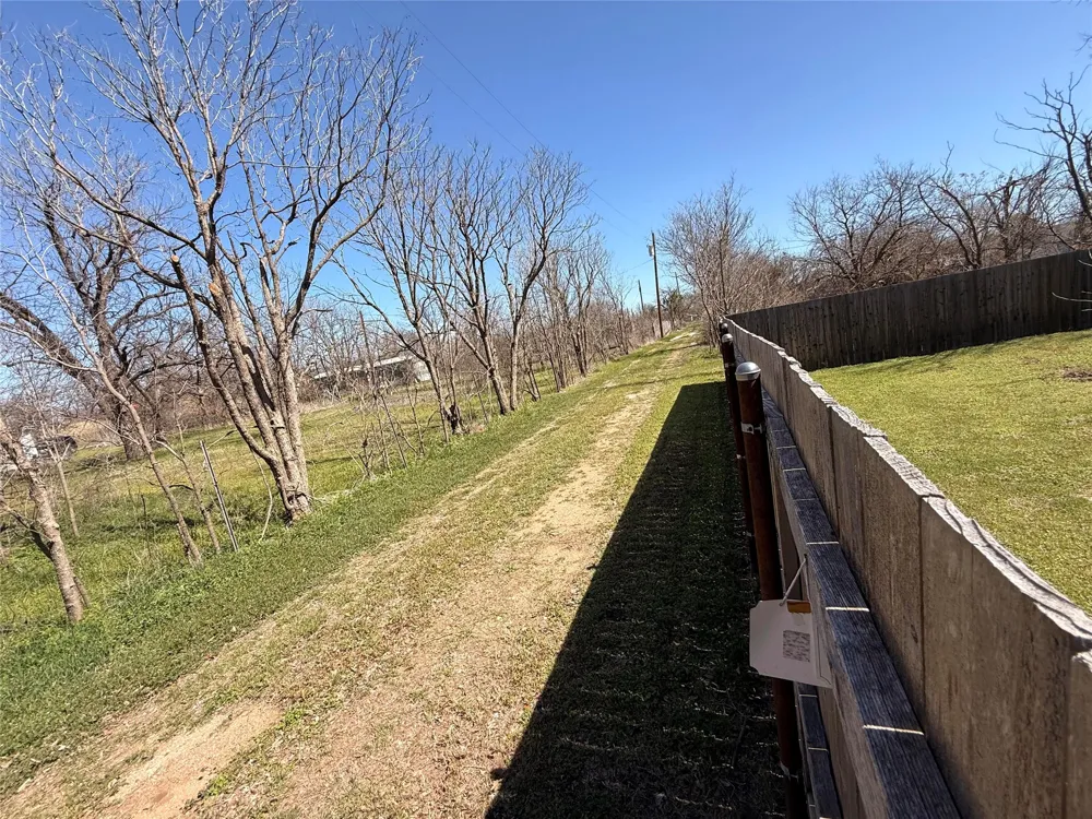 312 W Church Street Olney, TX 76374