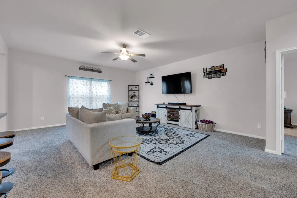 917 Clark Drive Ferris, TX 75125