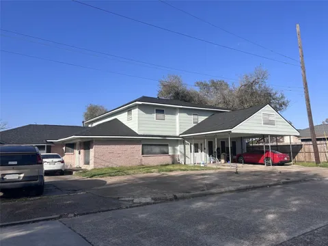 233 E Vaughn Lane