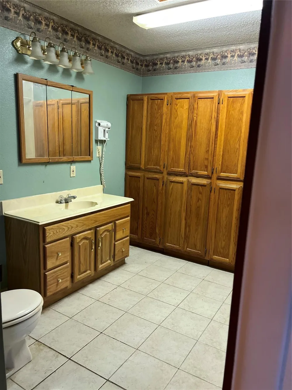 233 E Vaughn Lane Deer Park, TX 77536