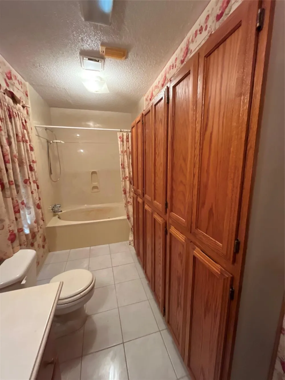 233 E Vaughn Lane Deer Park, TX 77536