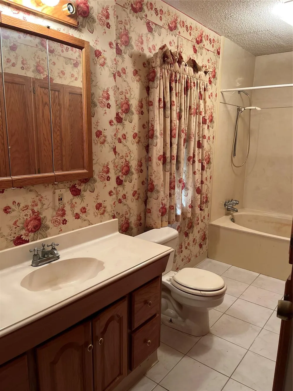 233 E Vaughn Lane Deer Park, TX 77536