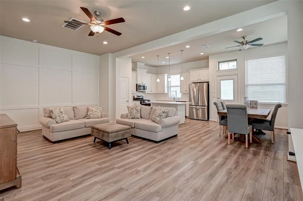5542 Sallow Bay Lane Fulshear, TX 77441