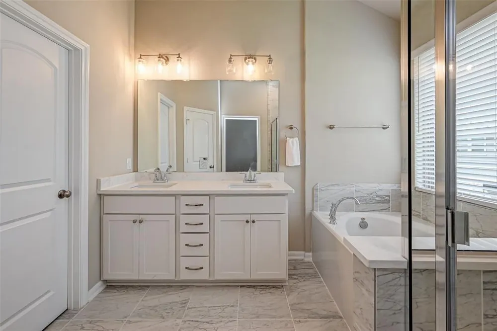 5542 Sallow Bay Lane Fulshear, TX 77441