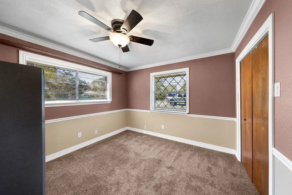 1075 Oak Ridge Drive Oak Ridge, TX 75160