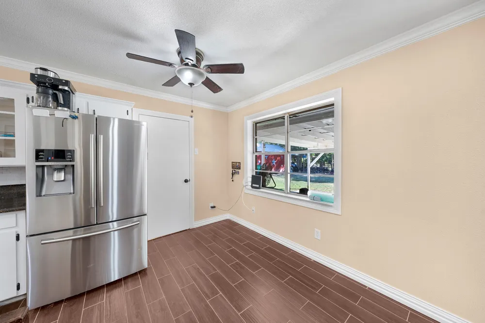 1075 Oak Ridge Drive Oak Ridge, TX 75160