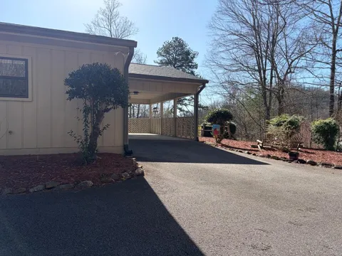 810- C Oak Creek Road