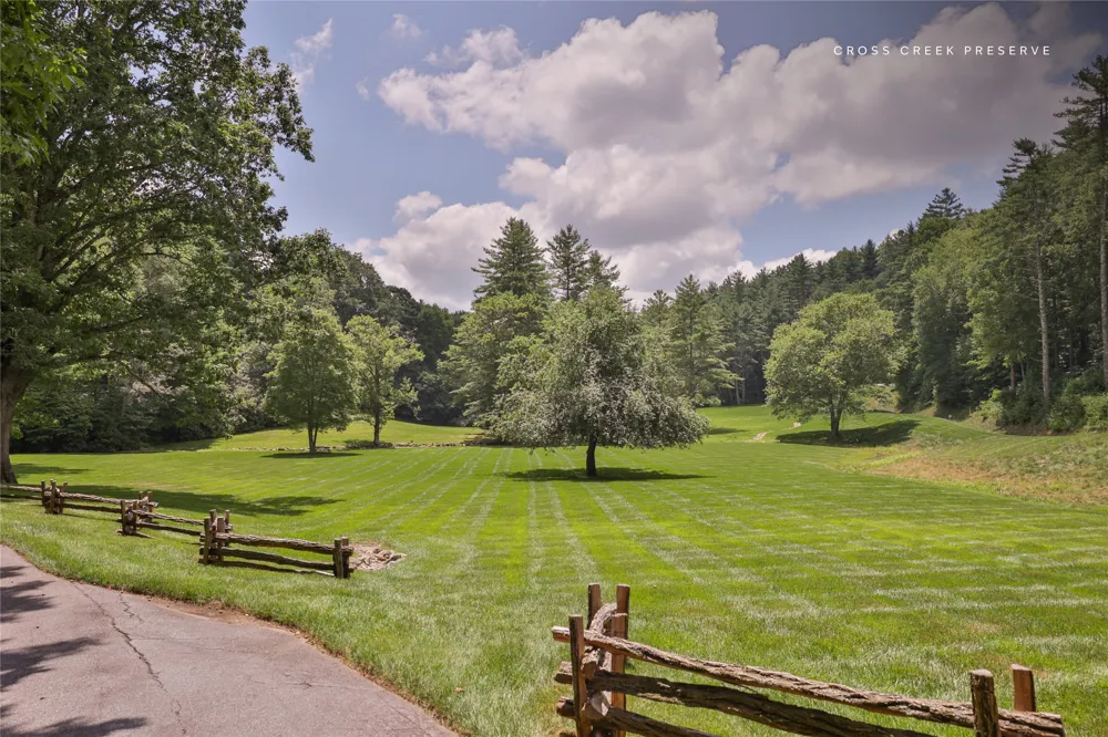 364 Cross Creek Trail Cullowhee, NC 28723