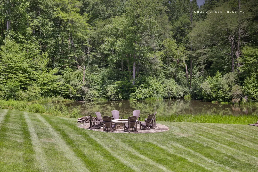 364 Cross Creek Trail Cullowhee, NC 28723