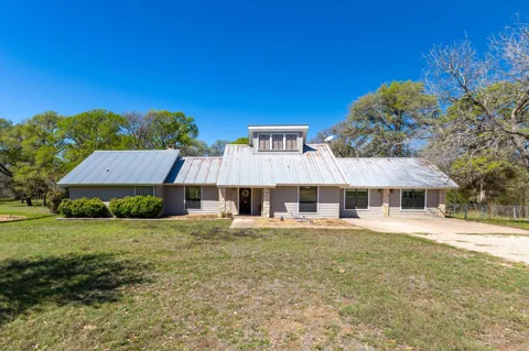 12 Creekwood Drive