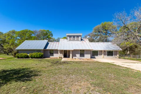12 Creekwood Drive