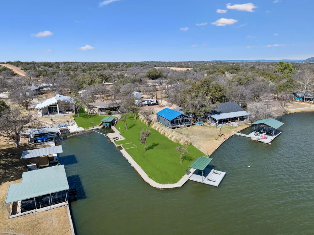 506 Ranch Road 2233 Sunrise Beach Village, TX 78643