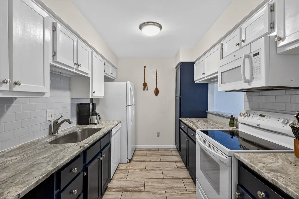 400 Hi There #104 Horseshoe Bay, TX 78657