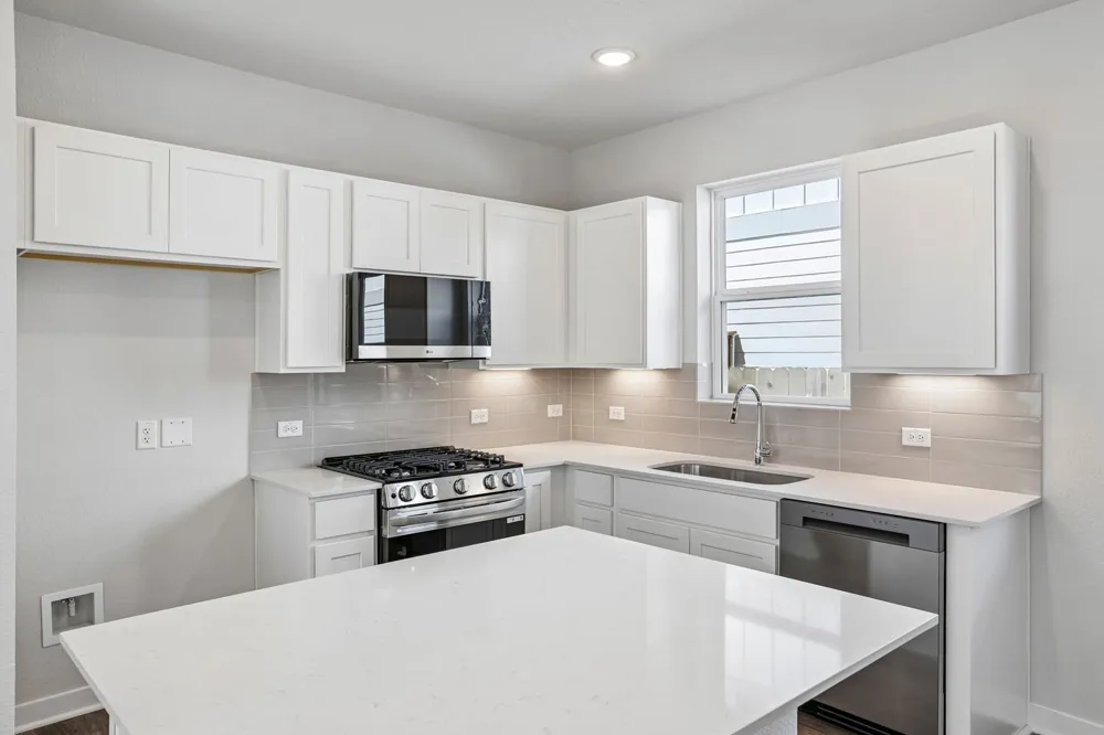 2046 Alice Jay Way Round Rock, TX 78665