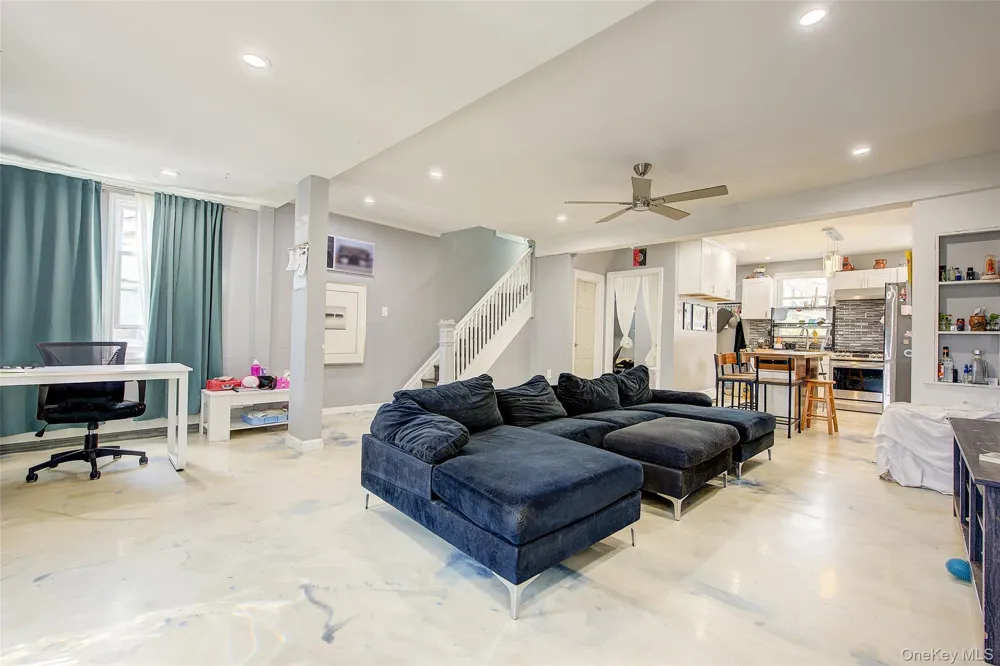 216-07 110th Avenue Queens Village, NY 11429
