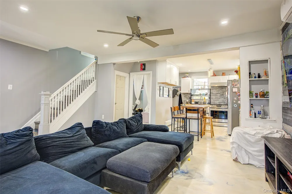 216-07 110th Avenue Queens Village, NY 11429