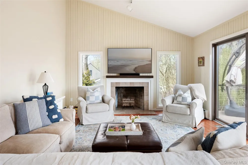 180 S Fairview Avenue Montauk, NY 11954